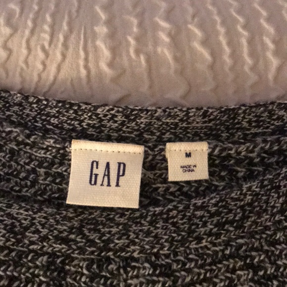 Gap sweater - Picture 3 of 3